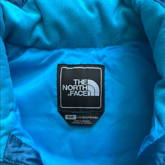 The North Face Blue Quilted Vest - Picture 2 of 4